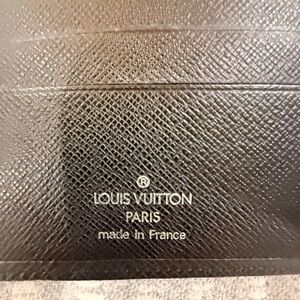 Louis Vuitton Taiga Bifold Men’s Wallet - Black - AUTHENTIC